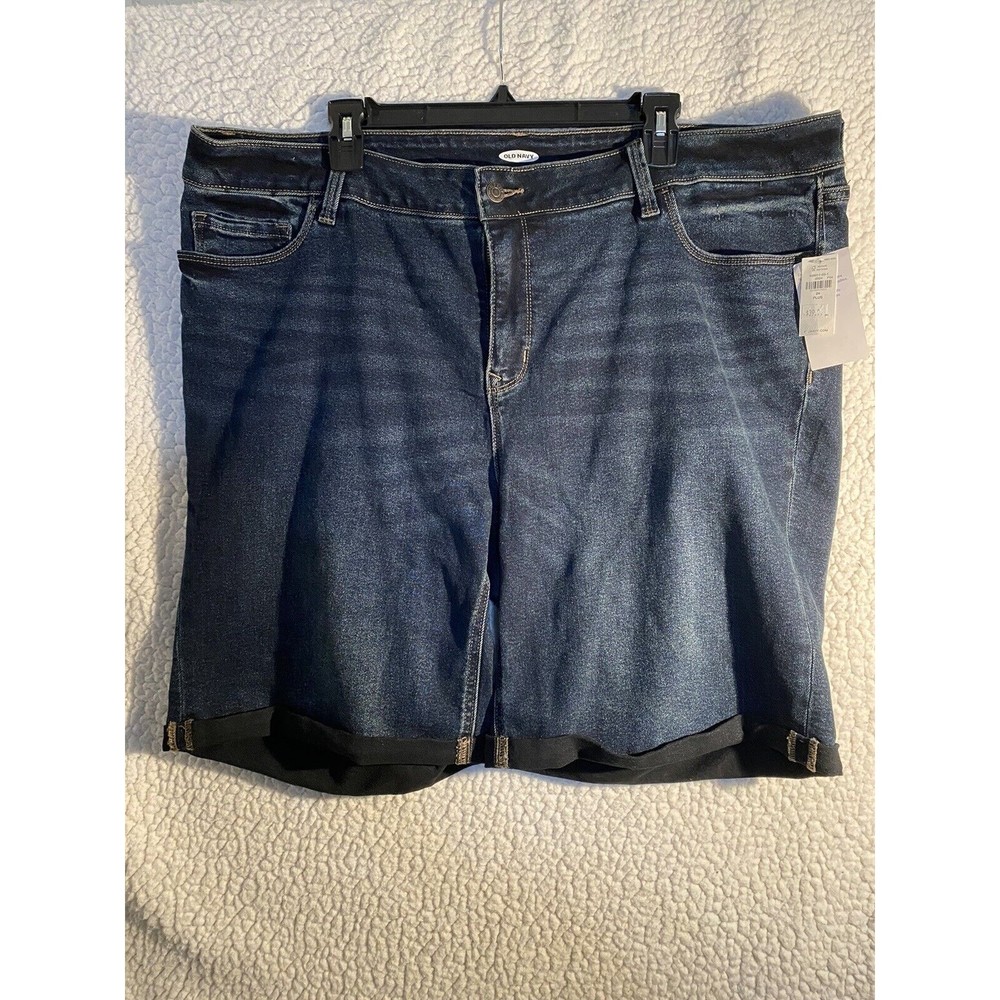 OLD NAVY fitted stretch cuffed denim shorts, size 24